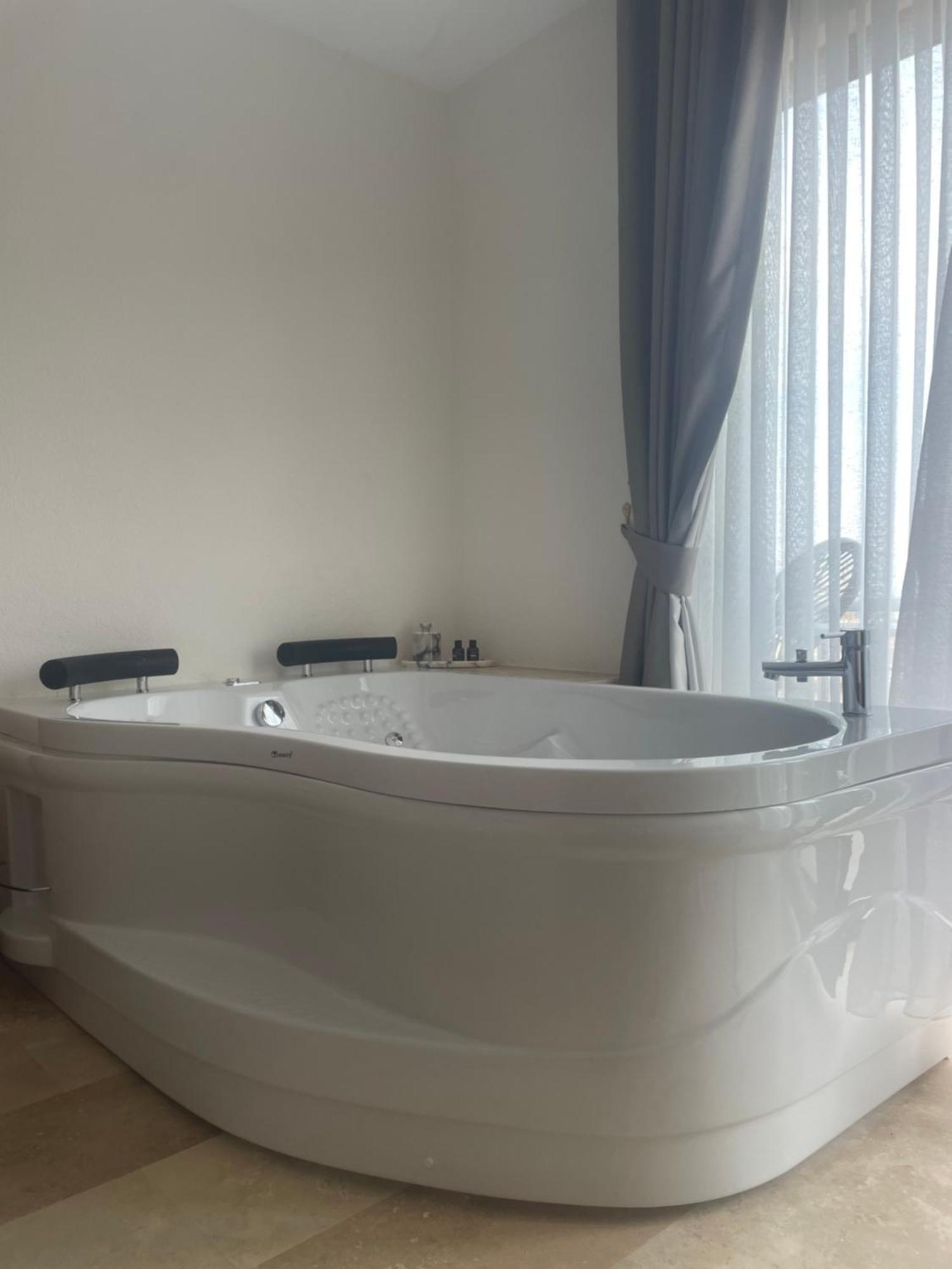 Villaqua Boutique Hotel Шиле Экстерьер фото